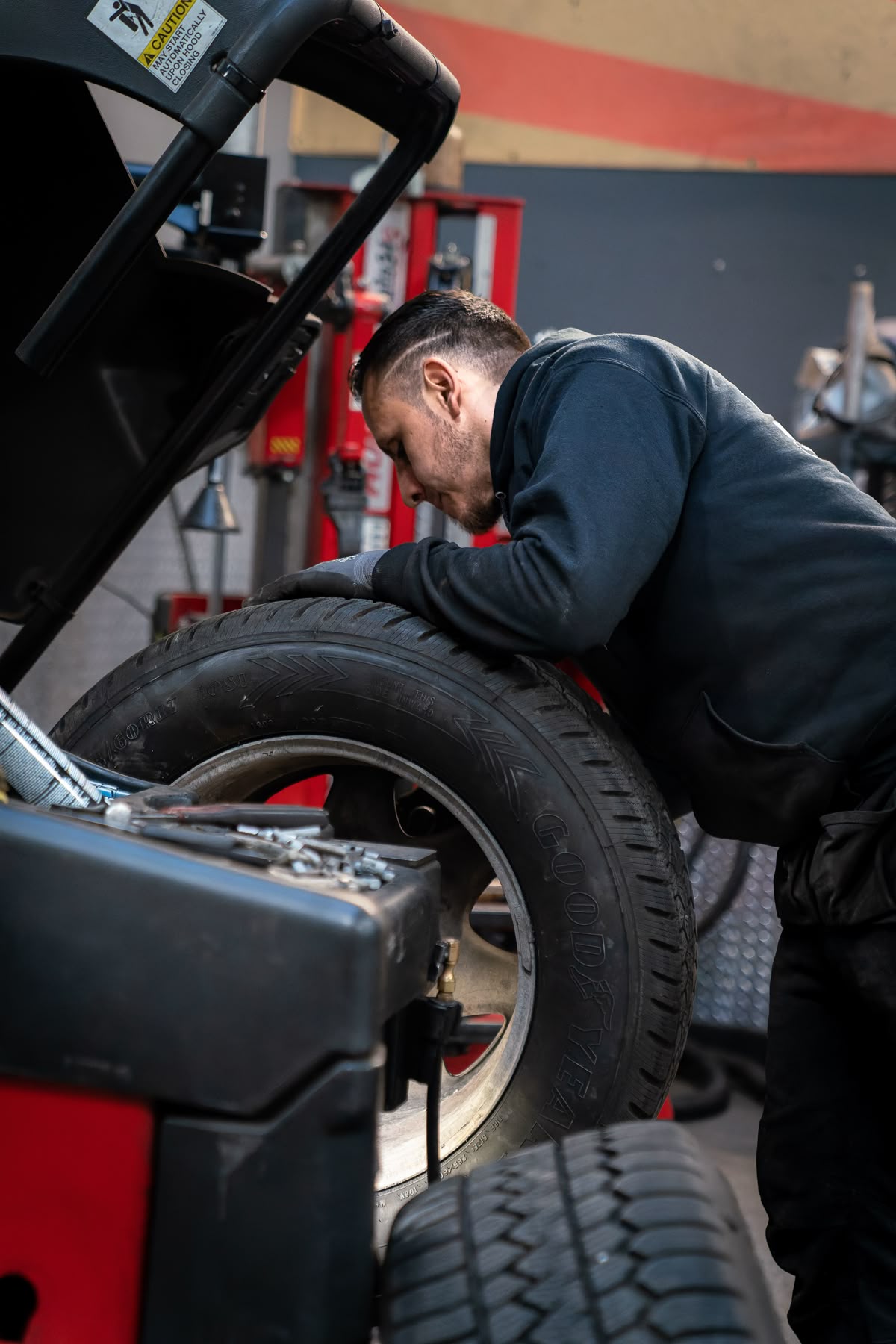 Professional tyre fitting and balancing